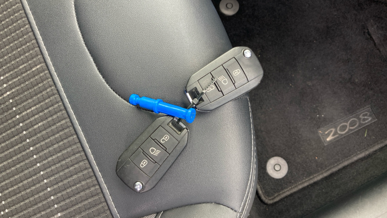 Peugeot 2008 1.2 PureTech Allure Premium 5dr [Start Stop] Petrol Estate